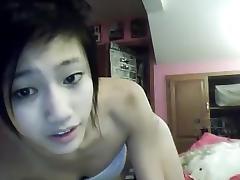 mega cute asian teen on webcam