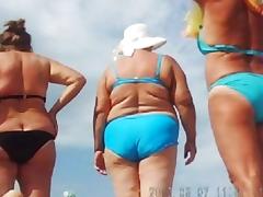 Russian mature on the beach! Amateur hidden cam!