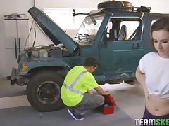 Repairman gets his throbbing boner sucked before fucking her cunt