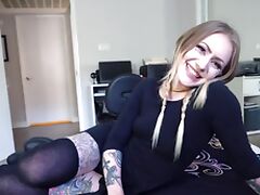 Inked Curvy Teen Trades Sex For A Free Room