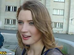 Fetishist Blonde Goes for an Outdoor Fuck