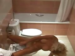 Girl masturbating in the bathroom