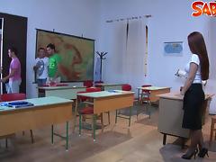 Saboom Video: Genna Gain