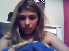 livecam legal age teenager masturbates with hairbrush