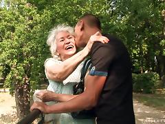 Granny Gets A Facial Cumshot After Being Pounded Hardcore